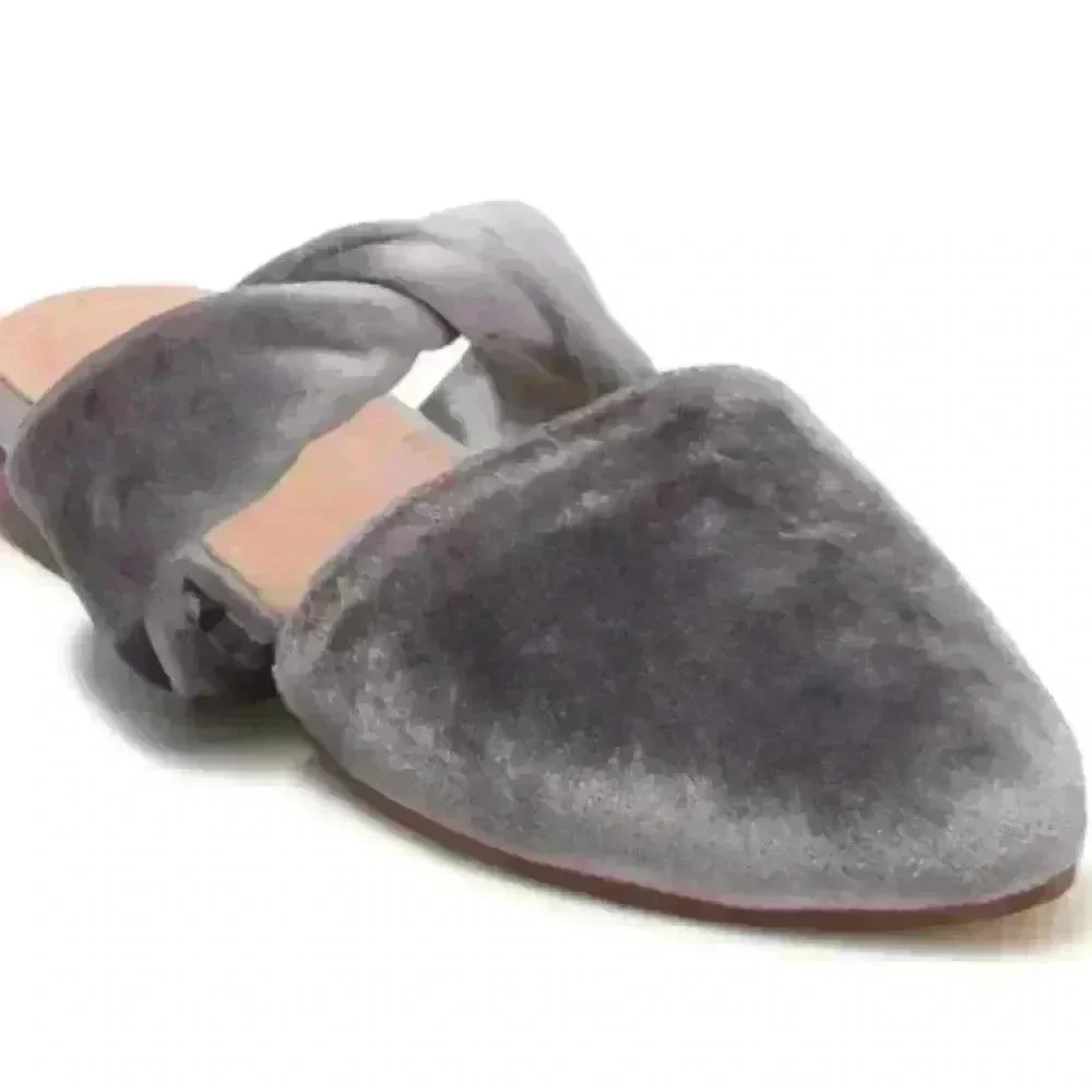 KAANAS Siena Velvet Twisted Knot Mule Size 6